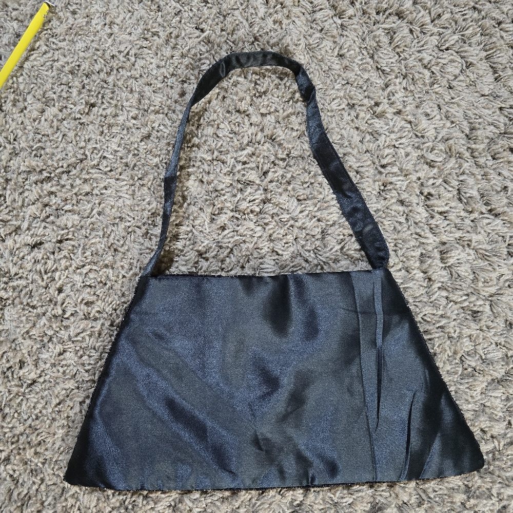 Elegant Black Floral Women's Bag,  Beaded Sequin Hand Bag. Black, Satin. - Picture 8 of 9